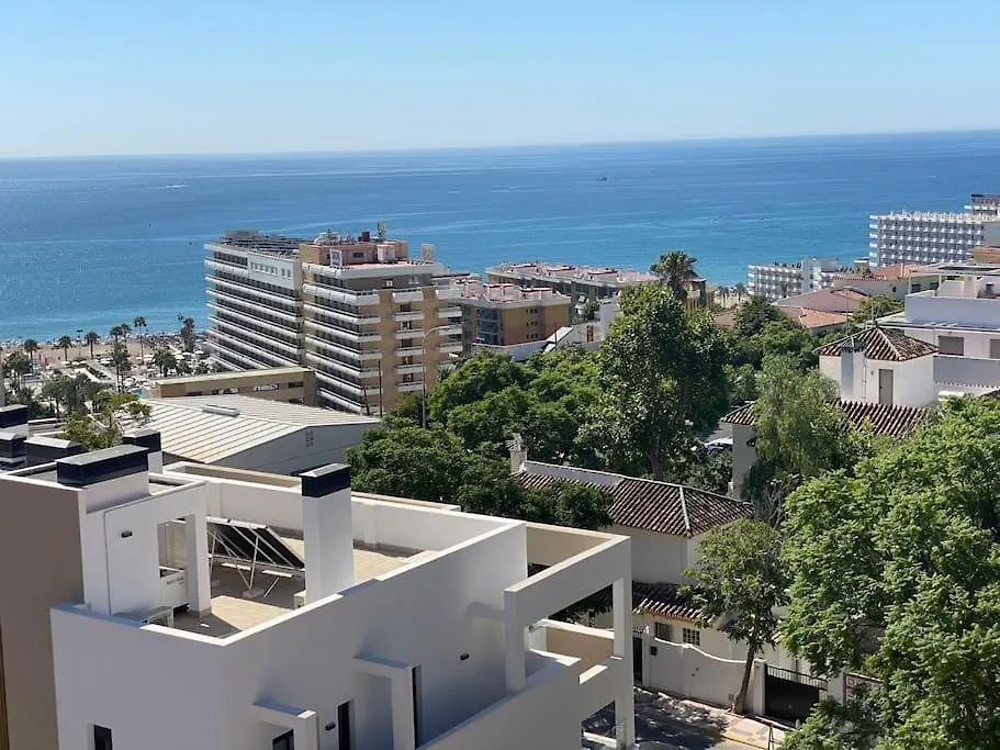 Precioso Apartamento Con Piscina トレモリノス